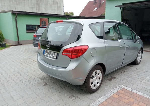 Opel Meriva cena 21800 przebieg: 154000, rok produkcji 2010 z Częstochowa małe 232